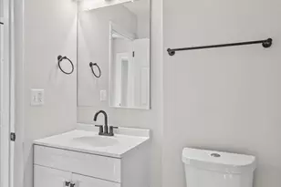 1360 Barnaby Terrace SE, Washington, DC 20032 - Photo 17