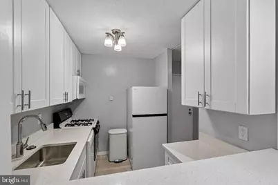 1301 20th Street NW #513, Washington, DC 20036 - Photo 9