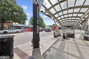 2710 Macomb St NW, Washington, DC 20008 - Photo 9