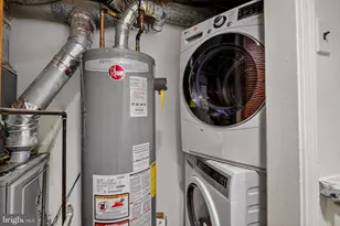 1351 Monroe St NW, Washington, DC 20010 - Photo 11