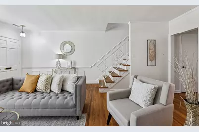 812 North Carolina Avenue SE, Washington, DC 20003 - Photo 11