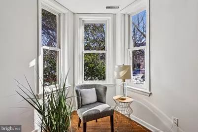 812 North Carolina Avenue SE, Washington, DC 20003 - Photo 9