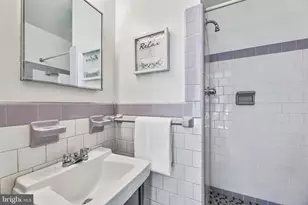 812 North Carolina Ave SE, Washington, DC 20003 - Photo 3