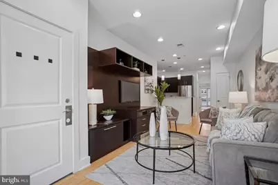 1215 11th Street NW #1, Washington, DC 20001 - Photo 3