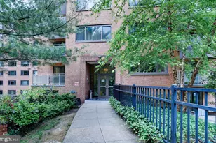 4201 Cathedral Ave NW, Washington, DC 20016 - Photo 59