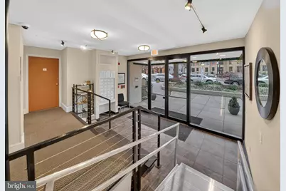 4840 Macarthur Boulevard NW #401, Washington, DC 20007 - Photo 3