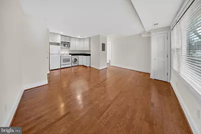 4840 Macarthur Boulevard NW #401, Washington, DC 20007 - Photo 7