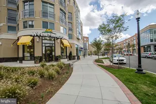 4201 Cathedral Ave NW, Washington, DC 20016 - Photo 29