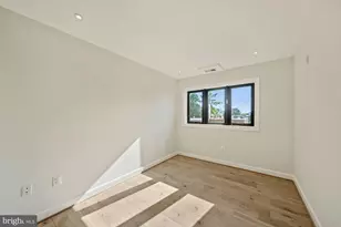 1829 13th St NW, Washington, DC 20009 - Photo 15
