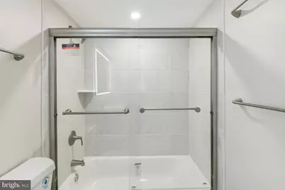 327 8th Street NE #9, Washington, DC 20002 - Photo 23