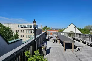 327 8th St NE, Washington, DC 20002 - Photo 25