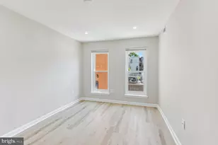 327 8th St NE, Washington, DC 20002 - Photo 11