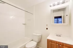 900 24th St NW, Washington, DC 20037 - Photo 19