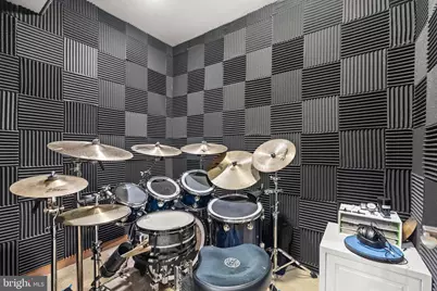 4421 Lowell Street NW, Washington, DC 20016 - Photo 25