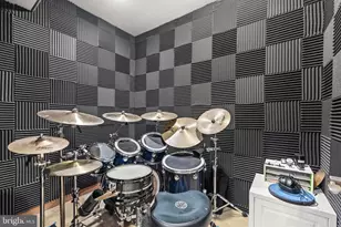 4421 Lowell St NW, Washington, DC 20016 - Photo 25