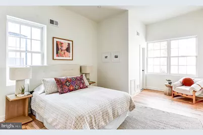 240 14th Street SE, Washington, DC 20003 - Photo 7