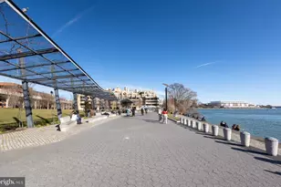 1211 34th St NW, Washington, DC 20007 - Photo 7