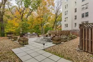 2737 Devonshire Pl NW, Washington, DC 20008 - Photo 23