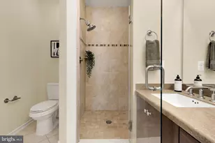 907 3rd Pl SE, Washington, DC 20003 - Photo 23