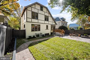 2602 36th Pl NW, Washington, DC 20007 - Photo 19