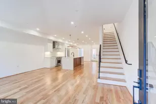 2910 18th St NW, Washington, DC 20009 - Photo 3