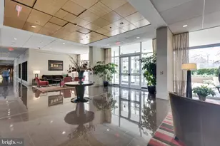350 G St SW, Washington, DC 20024 - Photo 33