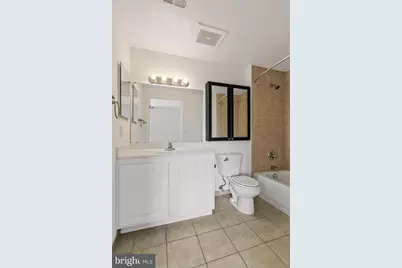 350 G Street SW #N501, Washington, DC 20024 - Photo 29