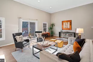 2729 Unicorn Ln NW, Washington, DC 20015 - Photo 11