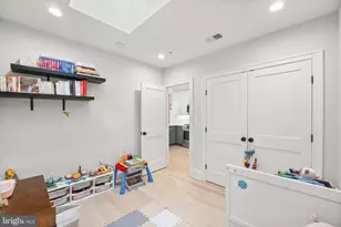 2150 Florida Ave NW, Washington, DC 20008 - Photo 29