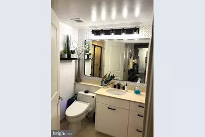 916 G Street NW #602, Washington, DC 20001 - Photo 9