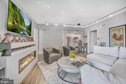 555 Massachusetts Avenue NW #1215, Washington, DC 20001 - Photo 3