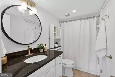 3805 Porter Street NW #201, Washington, DC 20016 - Photo 7