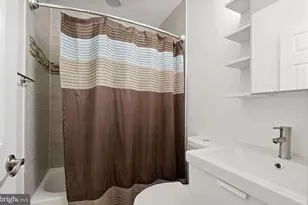 12 Hanover Pl NW, Washington, DC 20001 - Photo 13