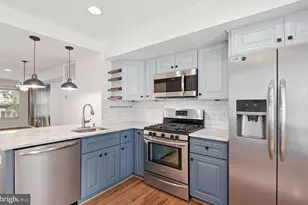 12 Hanover Pl NW, Washington, DC 20001 - Photo 3