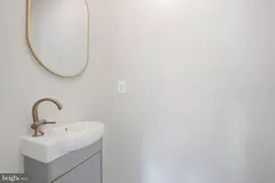 4400 Dubois Pl SE, Washington, DC 20019 - Photo 7