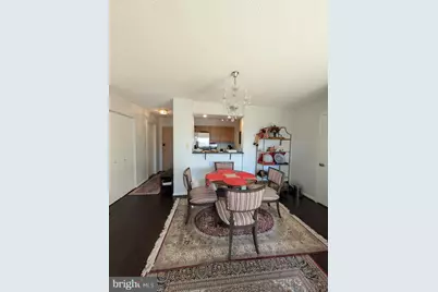 2111 Wisconsin Avenue NW #317, Washington, DC 20007 - Photo 5