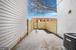 702 19th St NE, Washington, DC 20002 - Photo 33