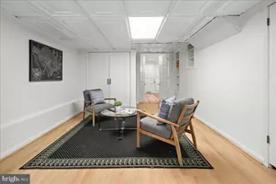 2210 Wyoming Ave NW, Washington, DC 20008 - Photo 55