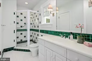 2210 Wyoming Ave NW, Washington, DC 20008 - Photo 63