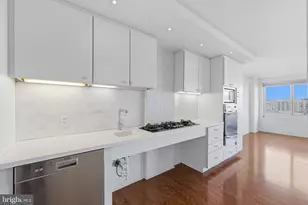 1330 New Hampshire Ave NW, Washington, DC 20036 - Photo 7