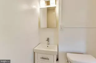 743 Hamilton St NW, Washington, DC 20011 - Photo 17