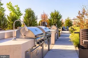 1630 Columbia Rd NW, Washington, DC 20009 - Photo 15