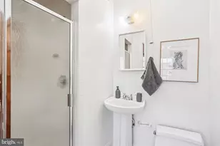 2306 38th St NW, Washington, DC 20007 - Photo 17