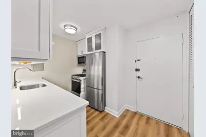 2030 F Street NW #1008, Washington, DC 20006 - Photo 11