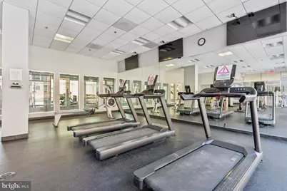 355 I Street SW #501, Washington, DC 20024 - Photo 29