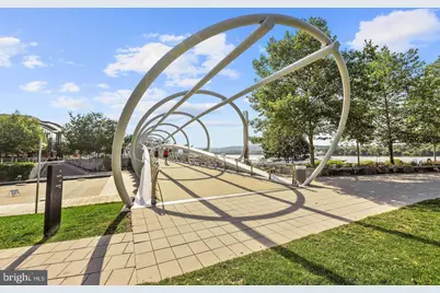 355 I Street SW #501, Washington, DC 20024 - Photo 41