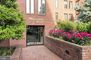 1045 31st St NW, Washington, DC 20007 - Photo 1