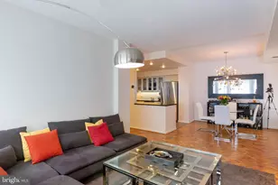 1045 31st St NW, Washington, DC 20007 - Photo 19