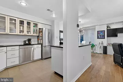 1045 31st Street NW #21, Washington, DC 20007 - Photo 5