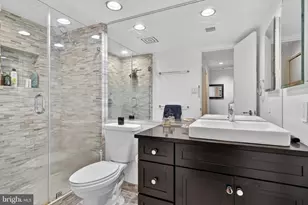 1045 31st St NW, Washington, DC 20007 - Photo 17